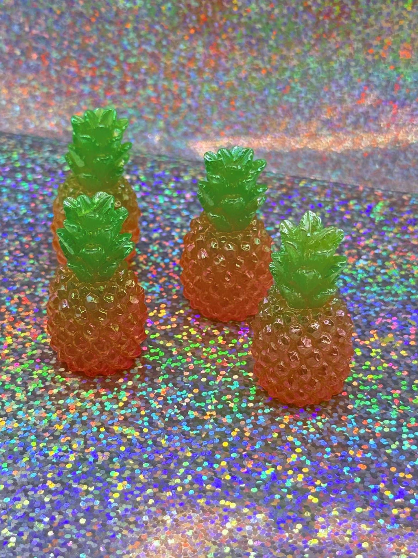 AB pineapple magnet/minder