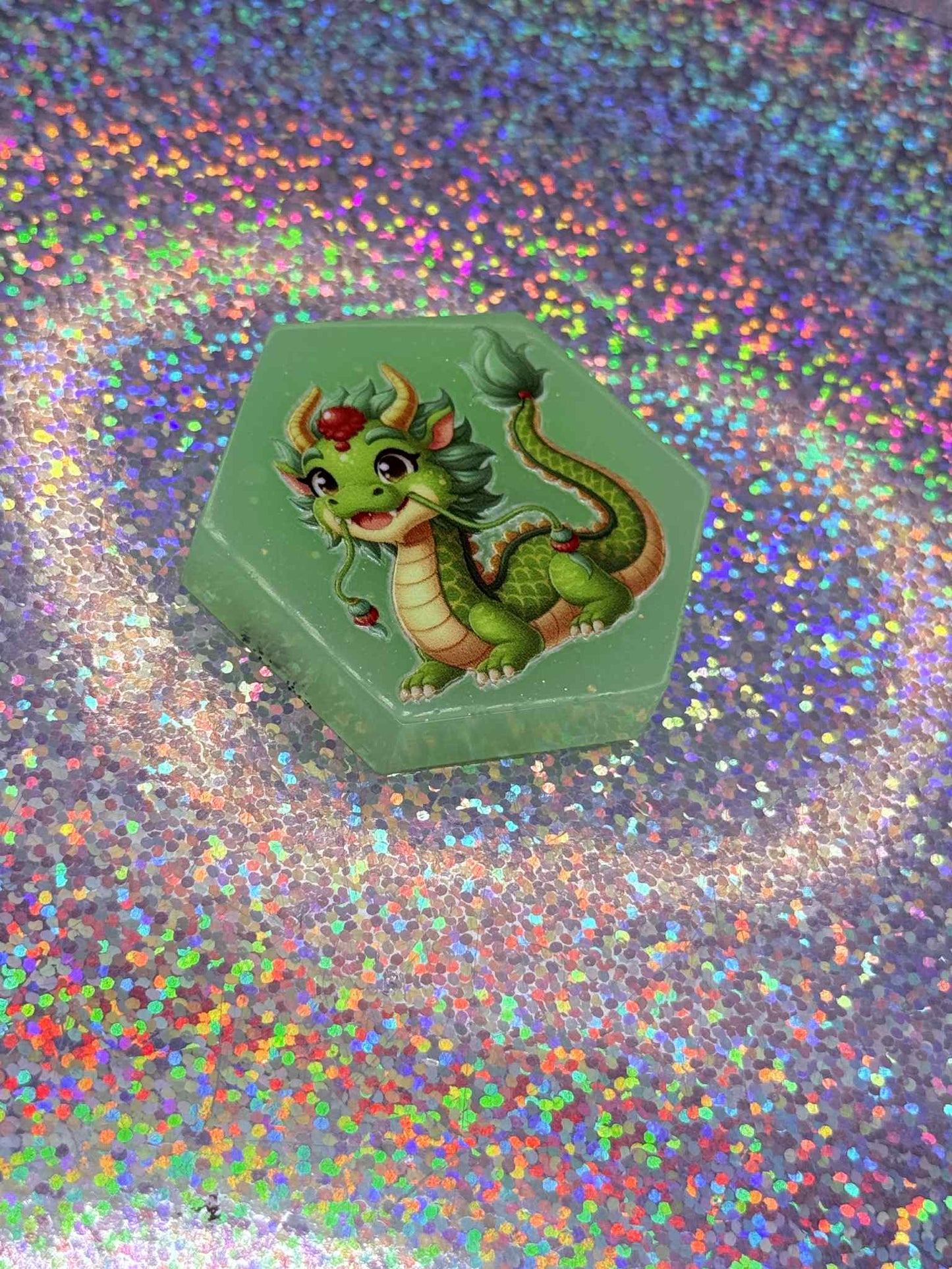 green dragon resin magnet/minder