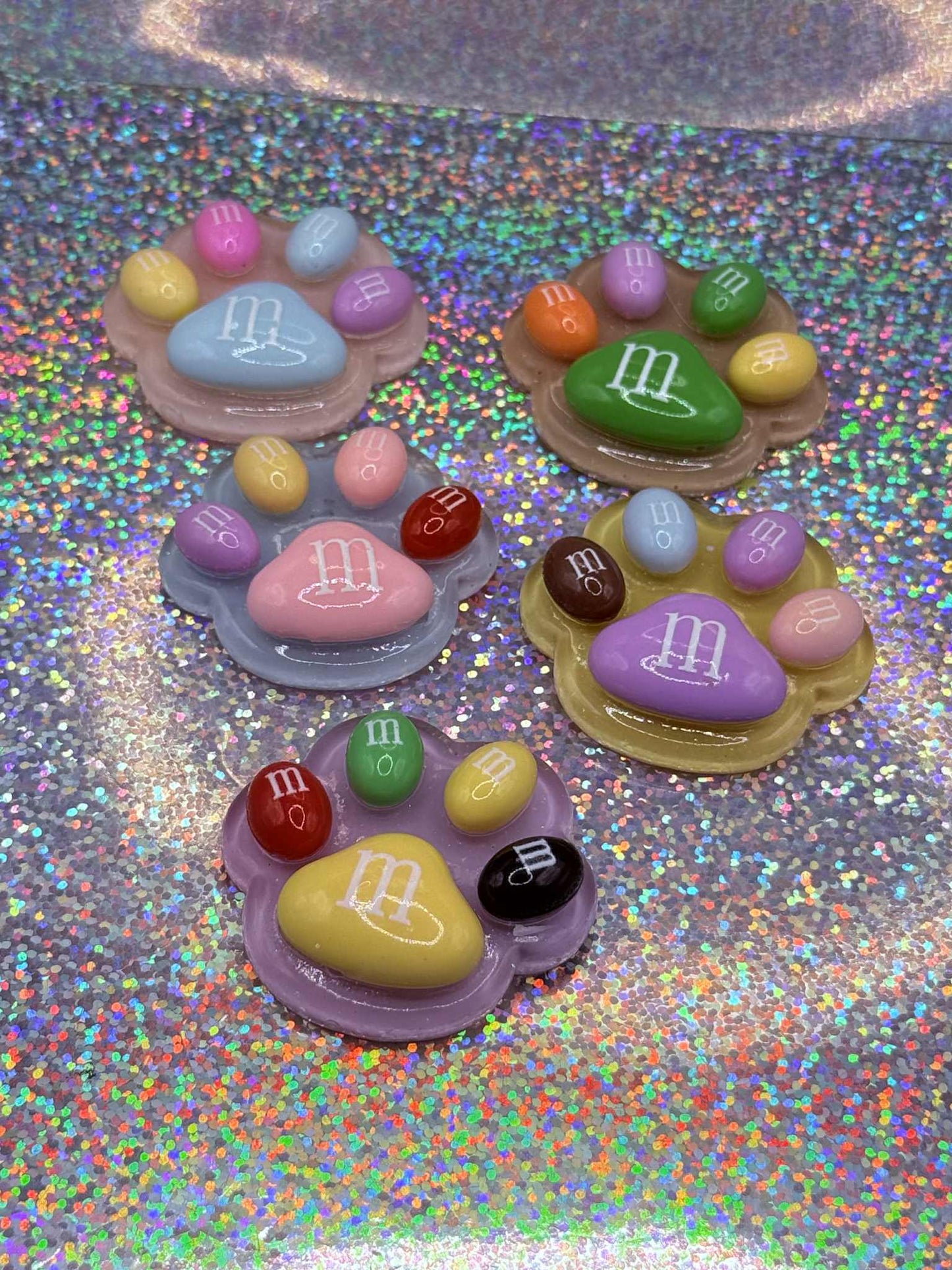 m&m puppy paw magnet/minder