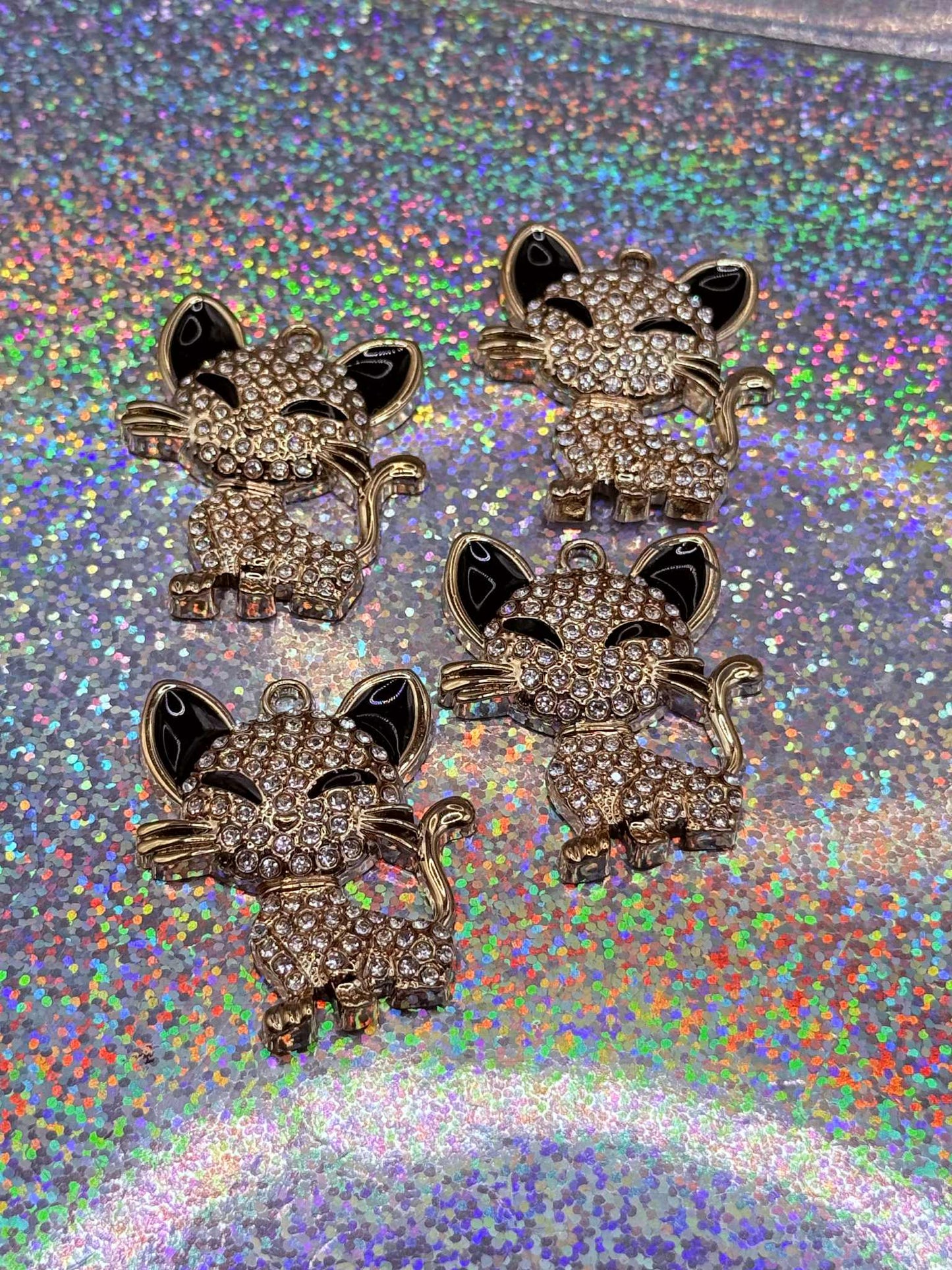 diamond kitty magnet/minder