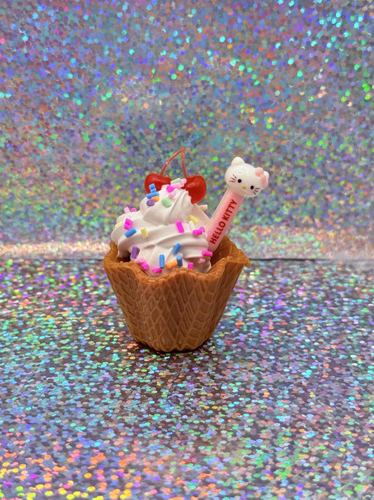SMALLER ice cream sundae Magnets