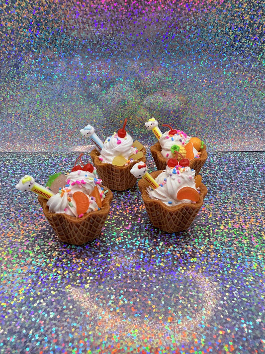 LARGER IceCream Sundae Magnet