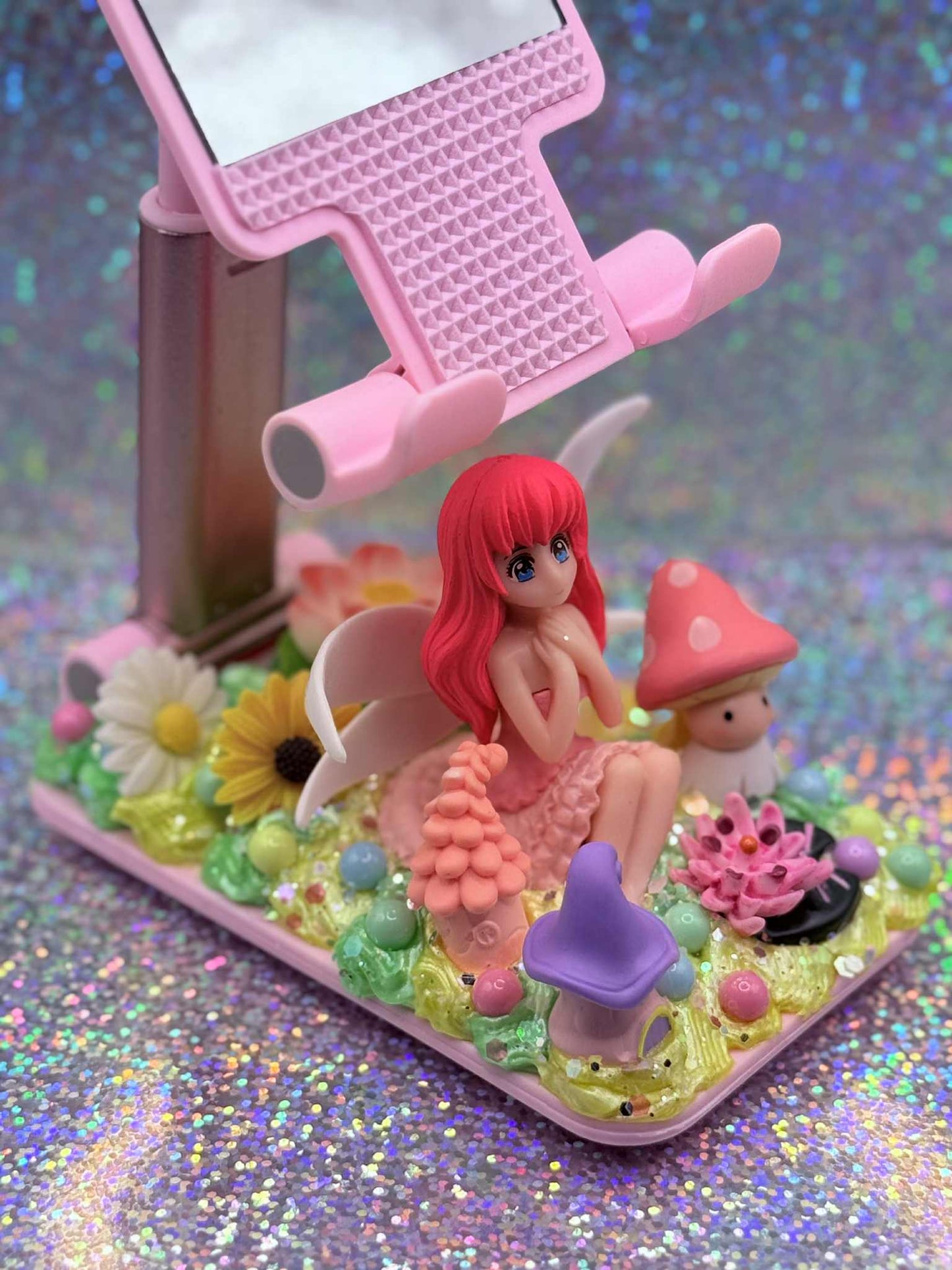 Decoden Phone Stands