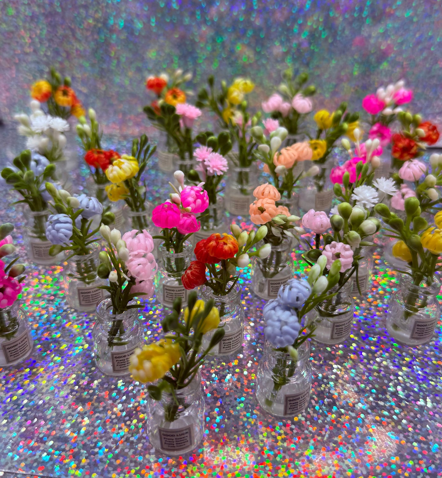 SET Glowing Flower Vase Magnets/Minders