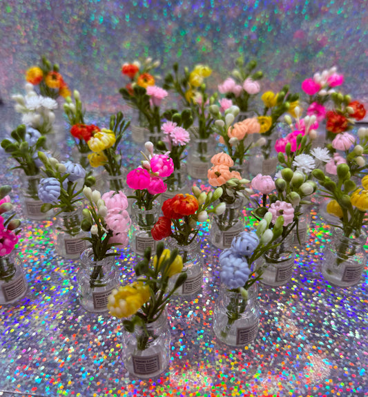 SET Glowing Flower Vase Magnets/Minders