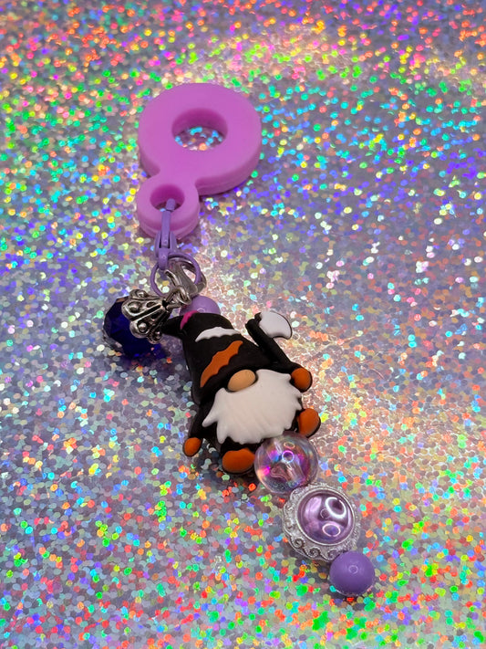 Straw charms