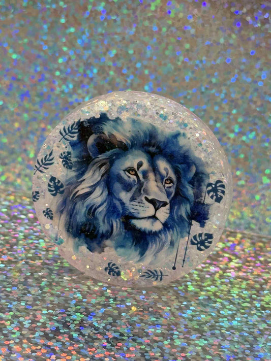 Lion Magnet