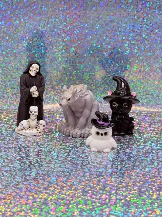 Spooky wolf mix Magnets